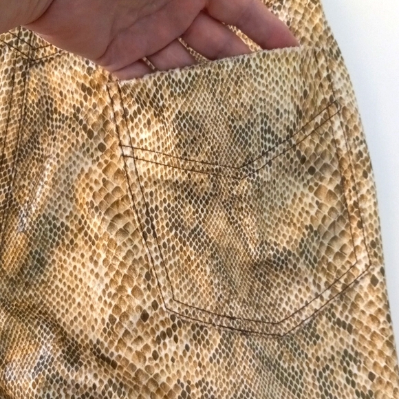 Together Brand Blazer and Pants set. Size 8. - Picture 13 of 16